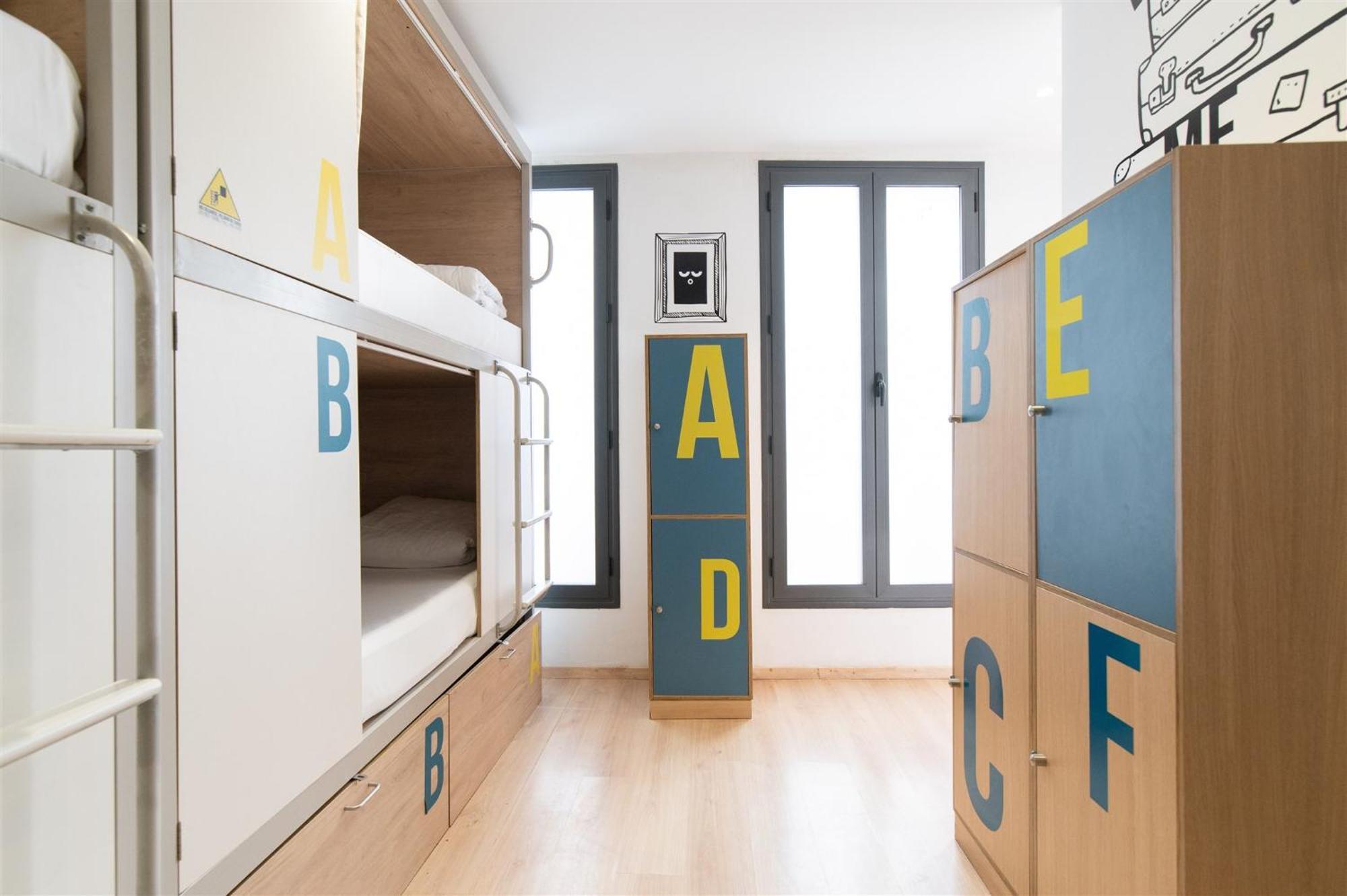 Hostel U-sense For